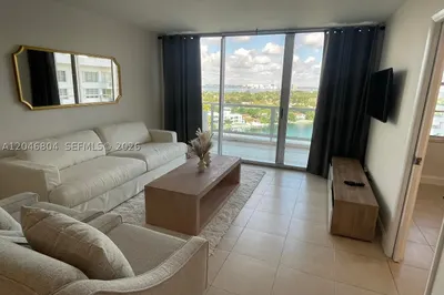 5151 Collins Ave #1722 1