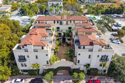 65 NE 4th Ave Aerial11
