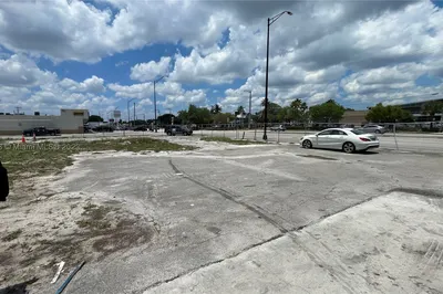 1048 E Oakland Park Blvd 1