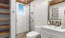 341 E 58th St Photo