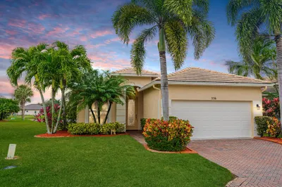 336 SW Tomoka Springs Drive 1