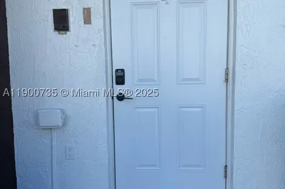 401 SW 109th Ave #20 1