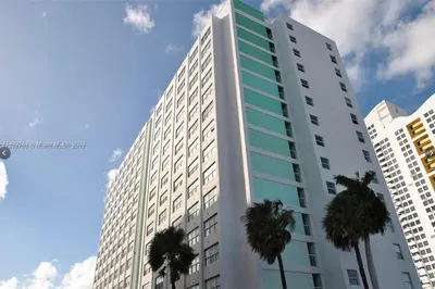 1250 West Ave #15G 1