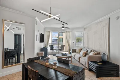 815 NW Flagler Avenue #306 1