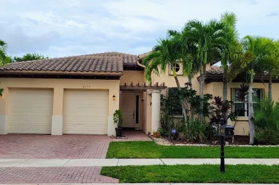 8076 NW 111 Terrace 1