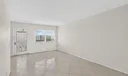 4044 Wolverton C Photo