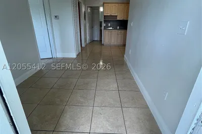 2185 NW 16th Ter #7 1