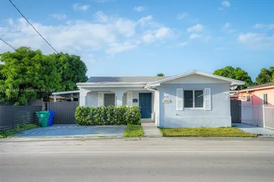 3281 NW 17th St 1
