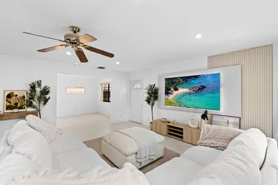 10-web-or-mls-A7403757