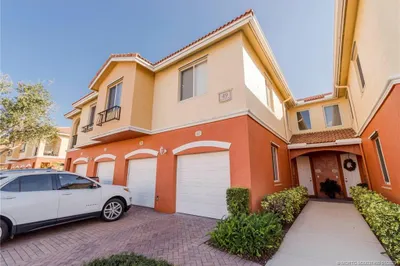 49 SE Sedona Circle #102 1