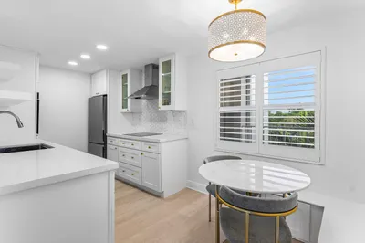 689 NE 6th Court #4050 1