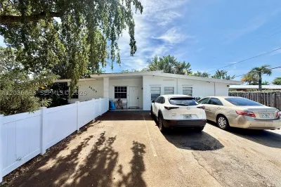 2503 NW 5th Ave #1 1