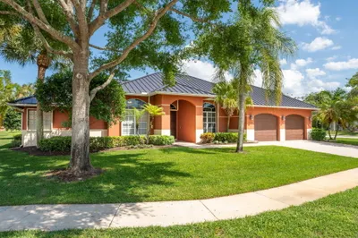 1520 Menorca Court 1