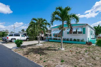 8918 Palm Street 1