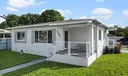 104 E 58th St Photo