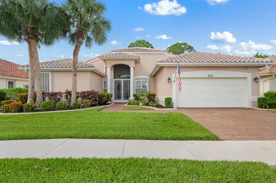 499 NW Blue Lake Drive