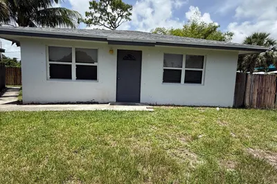 3961 Park Lane #B 1