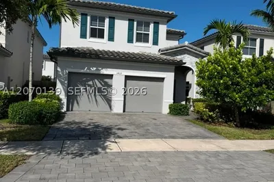 1409 SE 26th Ter #1409 1