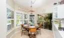 6 Pineapple Lane Photo