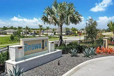 1343 NE White Pine Terrace 1