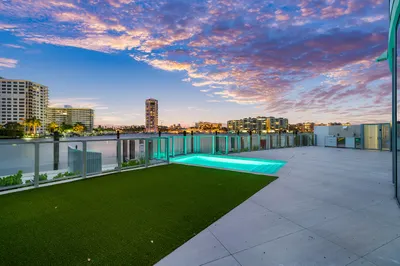 050-725SouthOceanBoulevard-BocaRaton-FL-