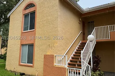 1040 Coral Club Dr #1040 1
