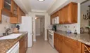 253 Old Meadow Way Photo