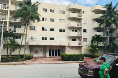 6801 Harding Ave #416 1