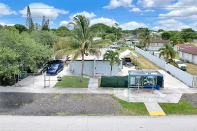 17821 SW 107th Ave 1