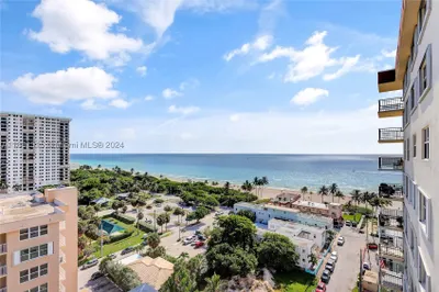 1501 S Ocean Dr #1502 1