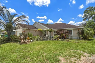 2418 SW Bayshore Boulevard 1