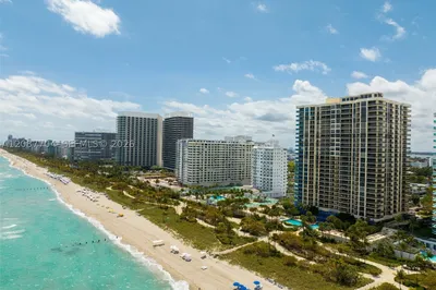 9999 Collins Ave #5E 1