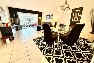 3401 NW 47th Avenue #513 1