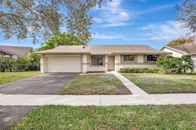 4313 NW 95th Way 1