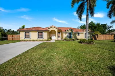 28565 SW 158th Ct 1