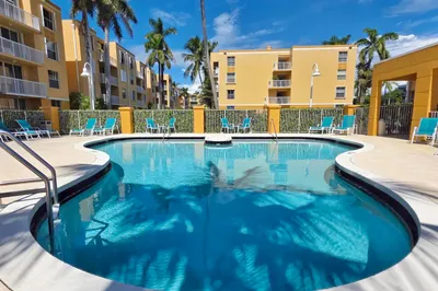 1341 SE 3rd Avenue #307 1