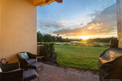 2394 SW Island Creek Trail 1