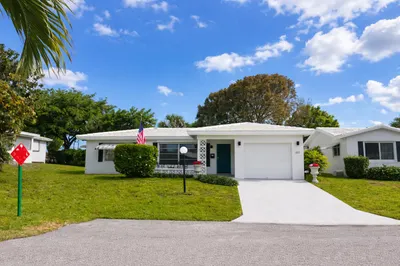 100 NW 27th Street 1