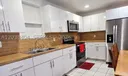 572 E 38th St Photo
