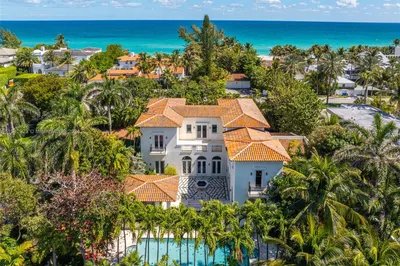 296 Ocean Blvd