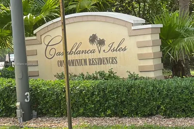 815 W Boynton Beach Blvd #11-106 1