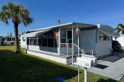 2023 ST. LUCIE BLVD #255