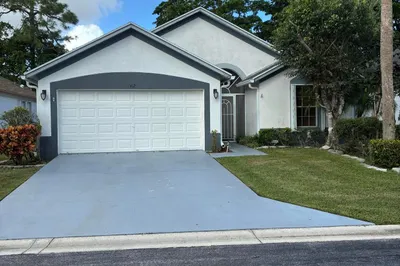 412 Trotters Lane 1