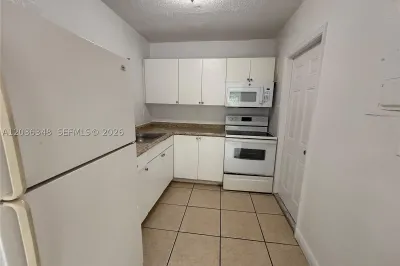 8287 NE Miami Ct #201 1
