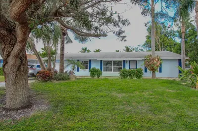 1099 Oleander Road 1