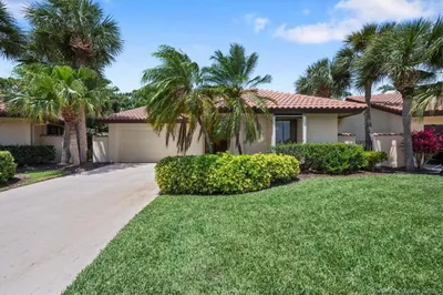2510 SW Bobalink Court 1