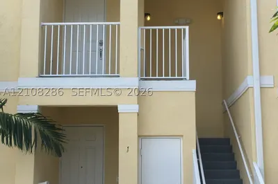 112 SE 28th Ter #21 1