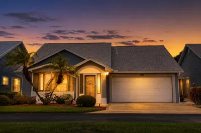 322 NW Tuscany Court 1