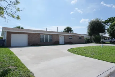 980 Woodland Avenue 1