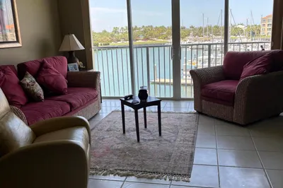 14 Harbour Isle Drive W #301 1